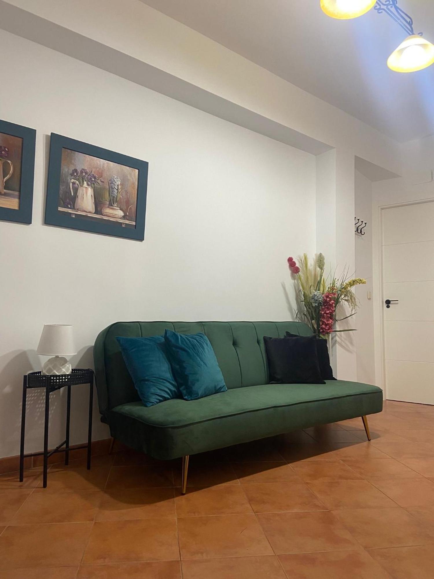 Apartamento Plaza De La Alfalfa Seville Exterior photo